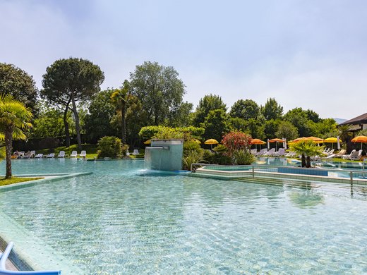 Piscines thermales à Montegrotto Terme Piscines thermales à Montegrotto Terme
