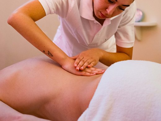 Hotel termale a Montegrotto: viaggio della salute Hotel termale a Montegrotto: viaggio della salute